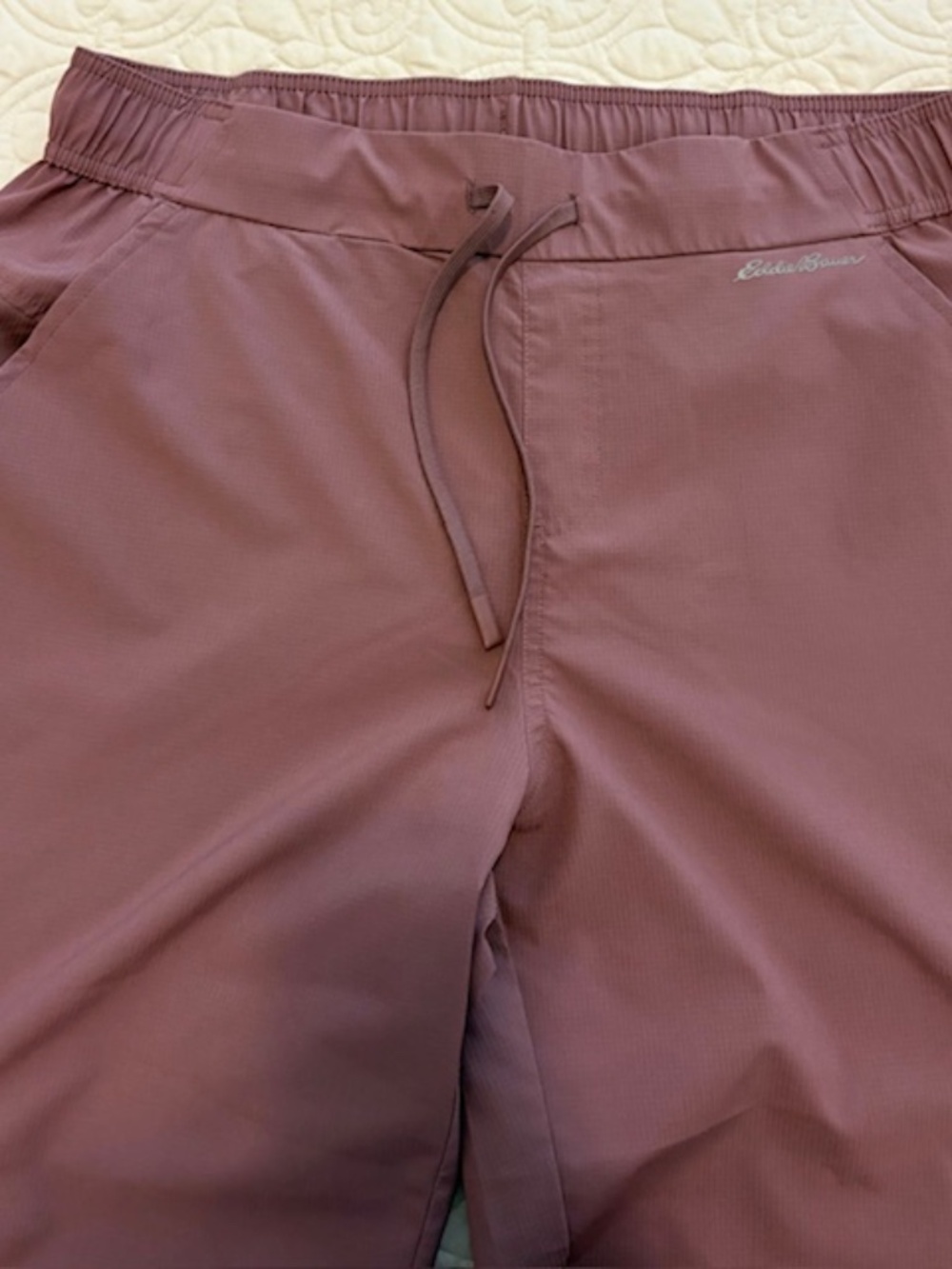 Eddie Bauer Rainier Active Water Repel Capri Pants Women Size L Mauve Polyester - Picture 2 of 6